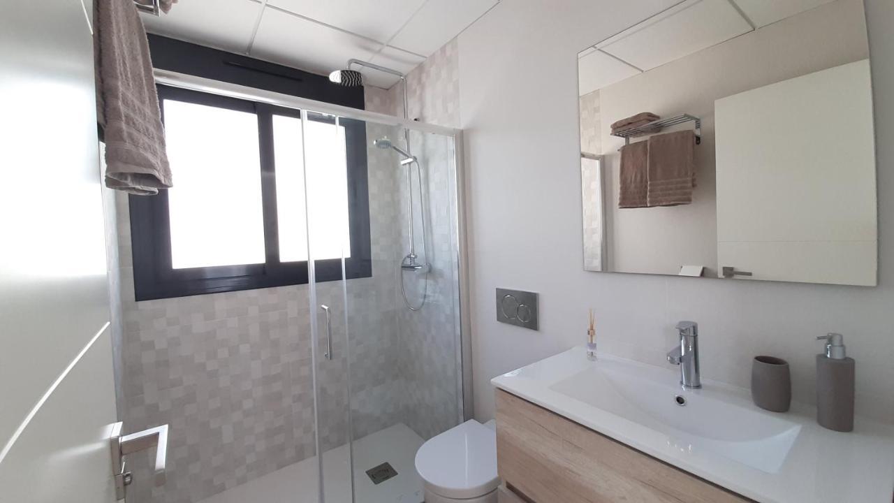 Villa Wilhelmina Torrevieja Exterior photo